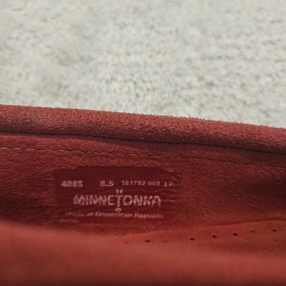 Minnetonka Pink Coral Moccassins Size 8.5 Leather Suede Fringe Bohemian Western - Picture 2 of 8